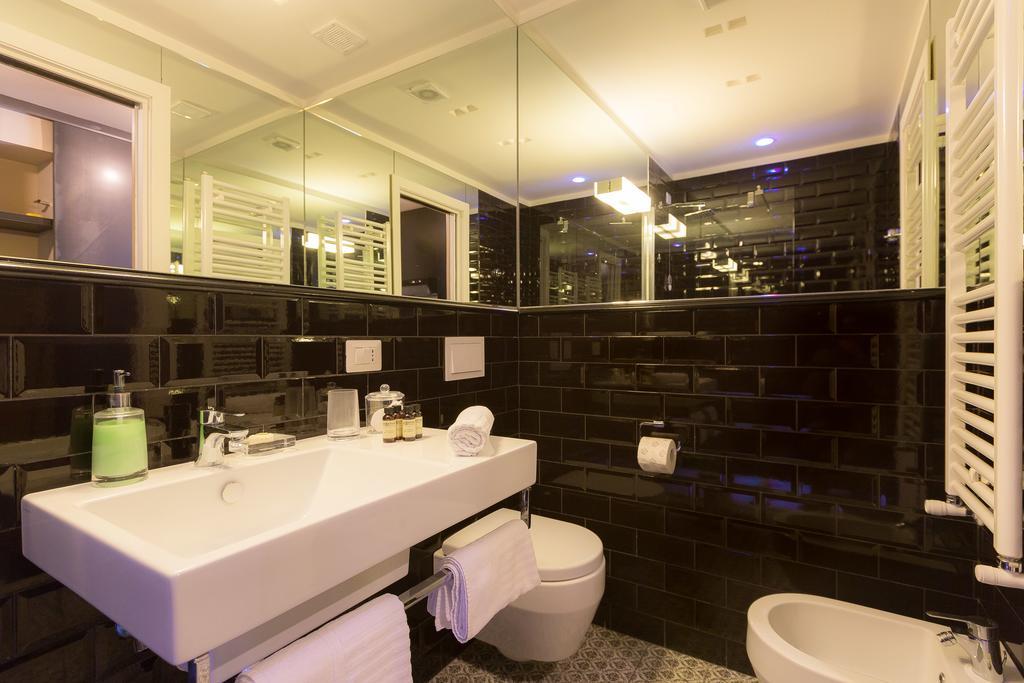 App Condotti Luxury Apartment In Roma Eksteriør bilde